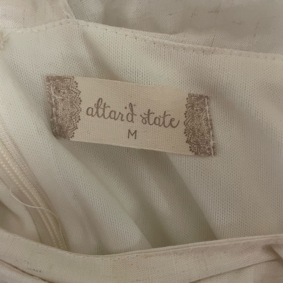 Cream Alter’d State sun dress - Picture 2 of 2